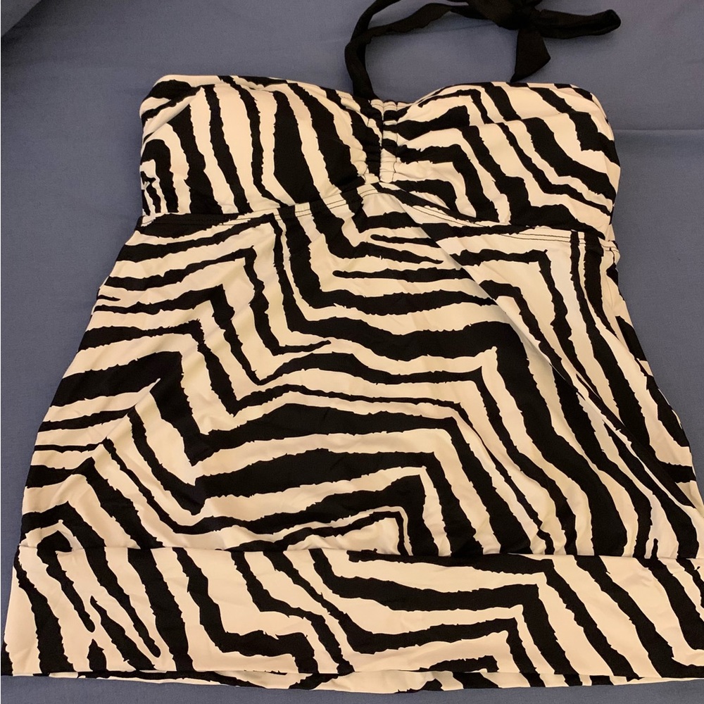 Size 8 swim top